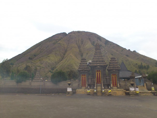 Pura Luhur Poten