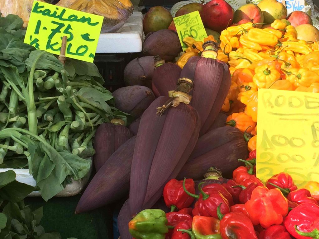 De Haagse Markt - Den Haag - Belanda. Ontong (jantung pisang) pun ada