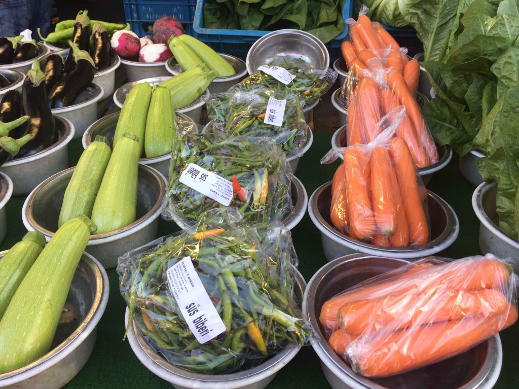 De Haagse Markt - Den Haag - Belanda. Kalau dalam wadah seperti ini, harganya 1 euro