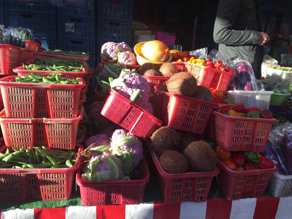 De Haagse Markt - Den Haag - Belanda. Kalau dalam wadah seperti ini, harganya 1 euro